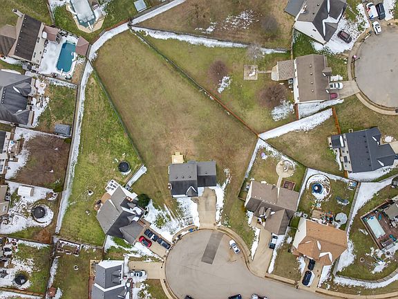 4th image of 1332 Southwood Ct