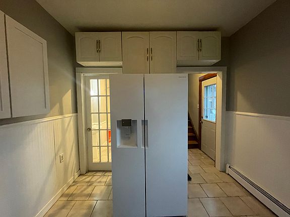 5th image of 1032 Desoto St