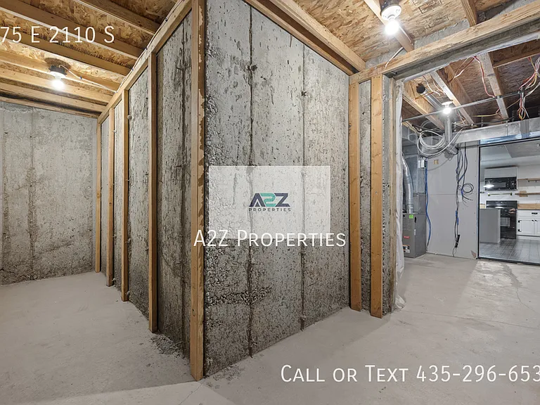 475 E 2110 S — Photo 32