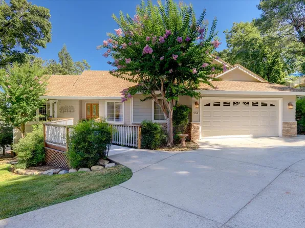 768 Morgan Ranch Dr, Grass Valley, CA 95945