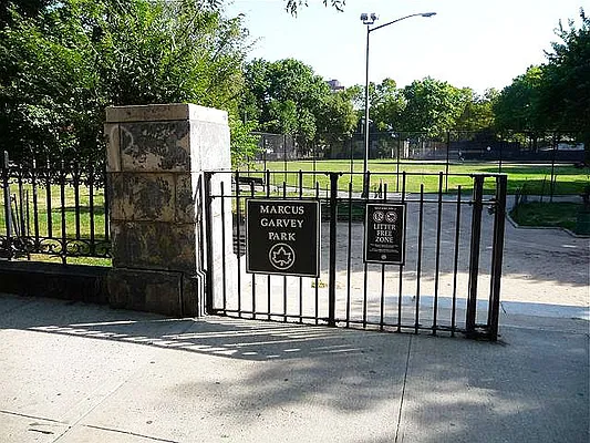 Rented by Perry Associates NYC Inc | media 29