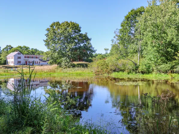 32 Logging Road, York, ME 03902
