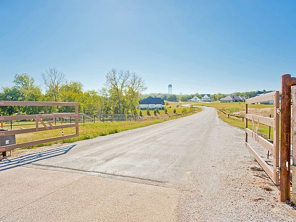 2nd image of 3004 Cotton Field Ct