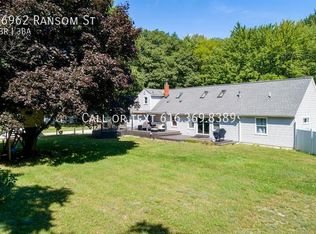 16962 Ransom St, Holland, MI 49424