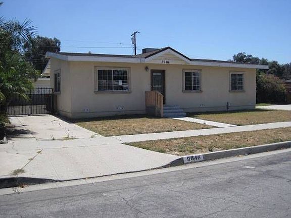 3rd image of 9646 Calmada Ave