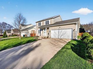 1117 Glacier Hill Drive, Madison, WI 53704