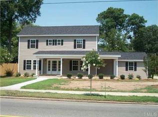 711 N Ellis Ave, Dunn, NC 28334