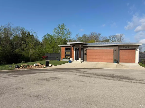 2625 Bridgewater Dr, Lawrence, KS 66046