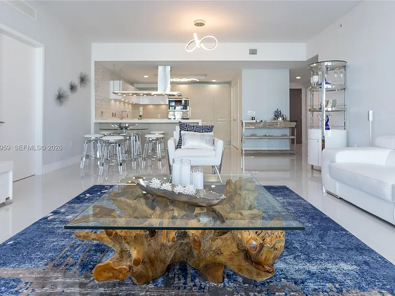17111 Biscayne Blvd #505 — Photo 20