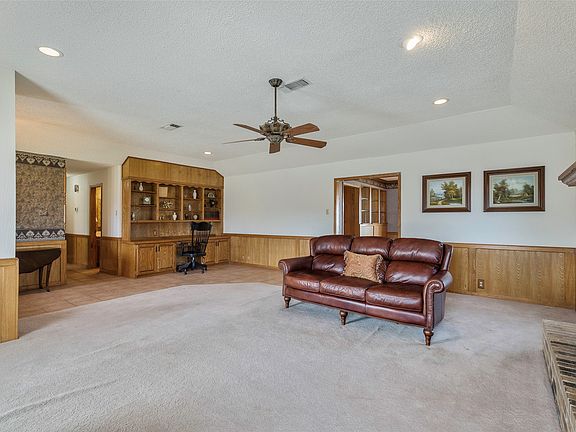 5th image of 9 Quail Run St