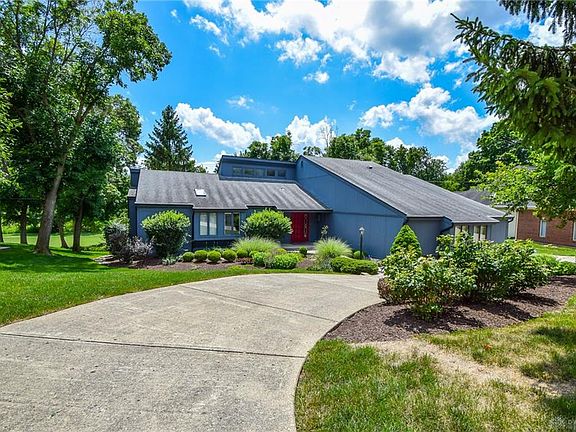3rd image of 5180 Pebble Brook Dr