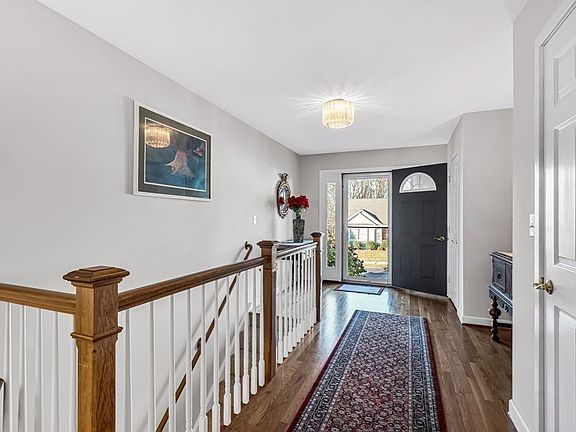 3rd image of 2 Watch Hill Dr #2