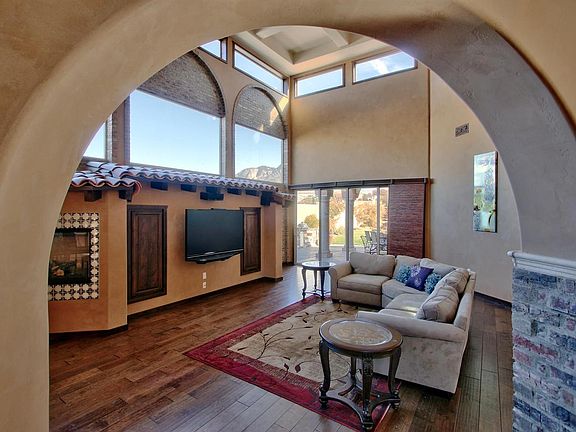 5th image of 8628 Vintner Ct NE