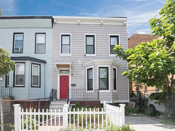 5th image of 245 Virginia Ave