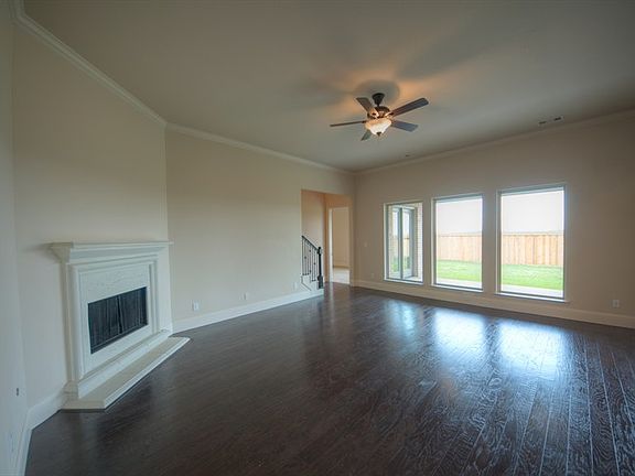 8069_Fireplace_Family-Room