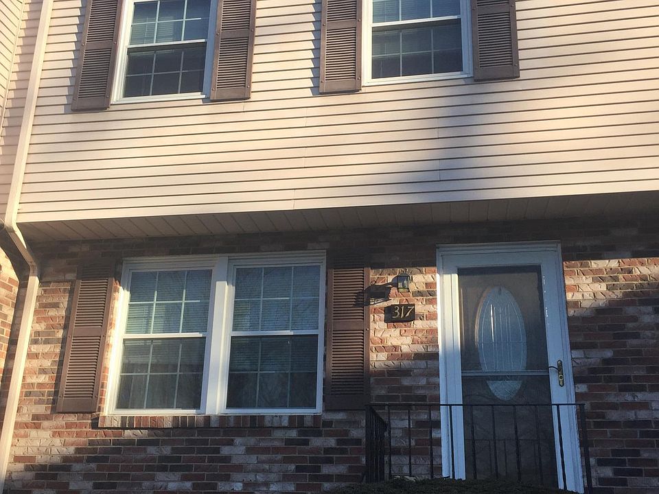1st image of 317 Laporte Ct