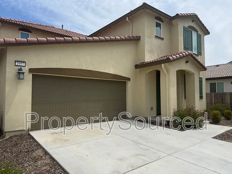 2957 Mokelumne Ct — Photo 3