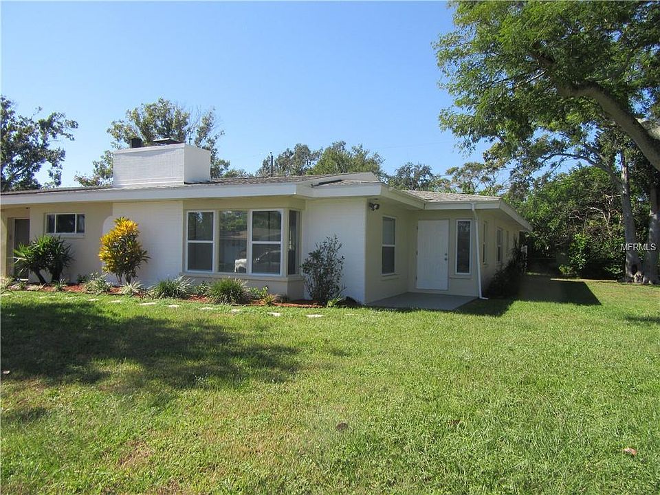 1st image of 1613 Valencia Dr E