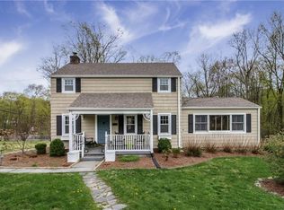 59 Paulding Ln, Crompond, NY 10517