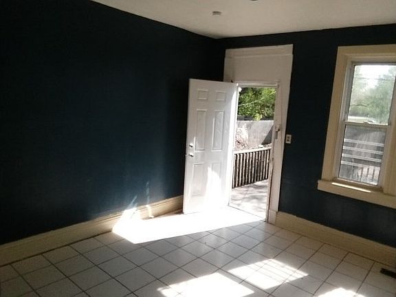5th image of 10551 S Corliss Ave