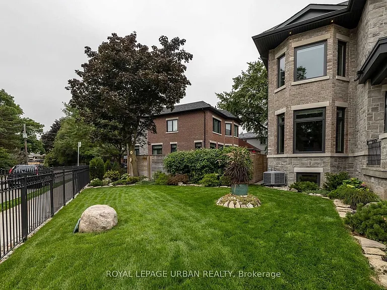 70 Parkview Hill Cres — Photo 6