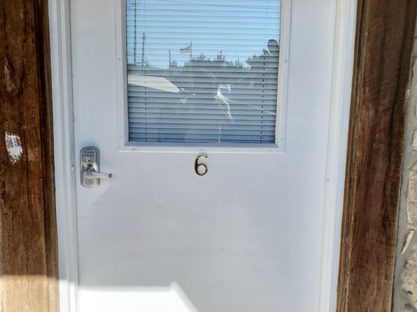 101 E Carson Ave #6