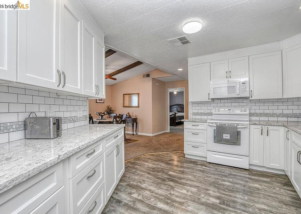 1st image of 263 Coral Dr