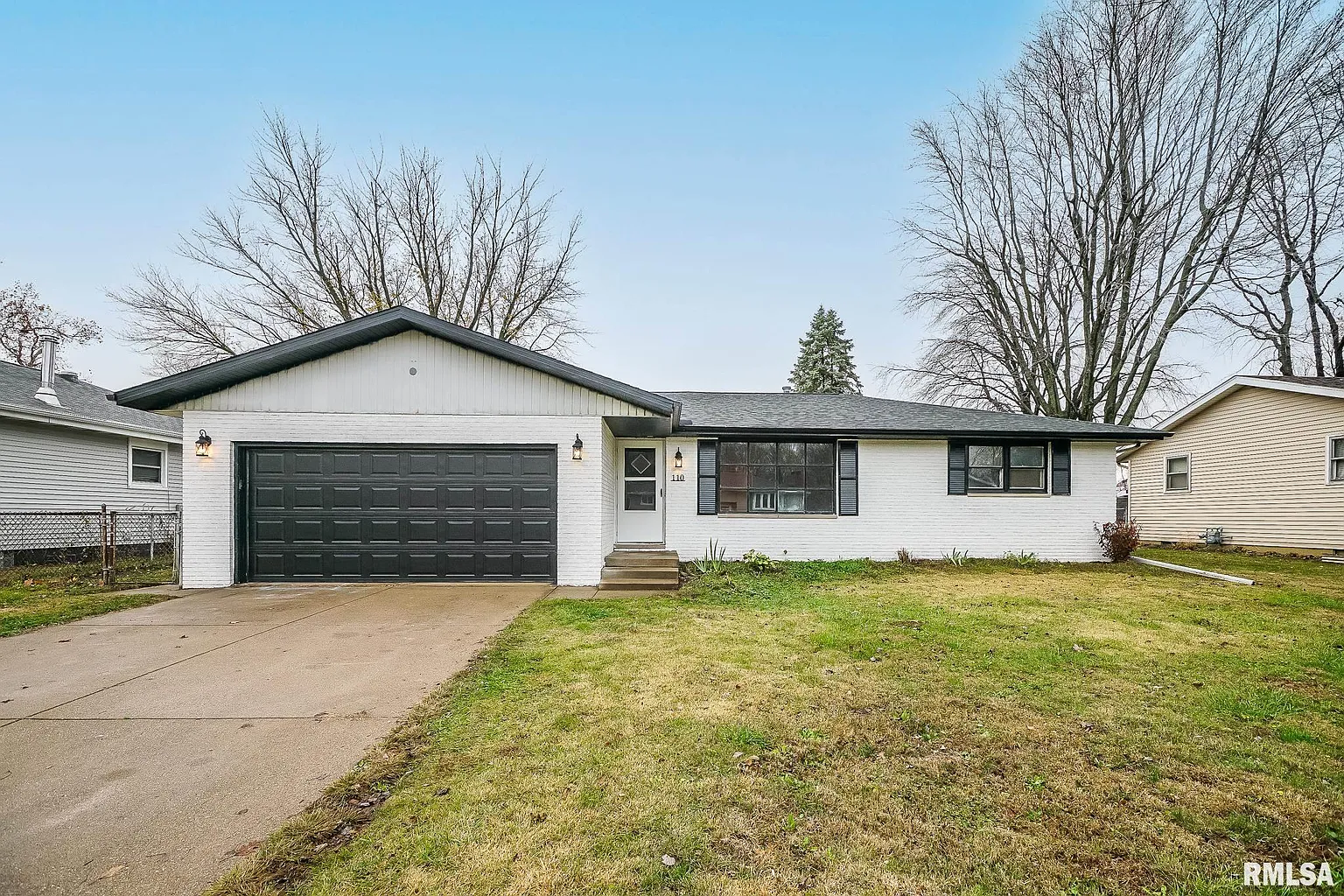 110 James Ct photo 1