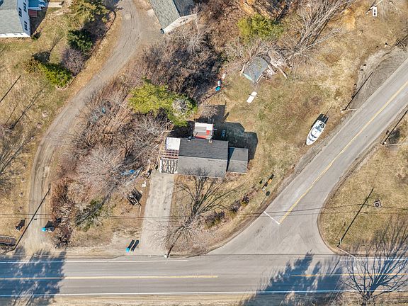 2nd image of 408 Gray Road