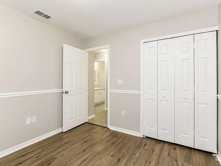 840 High Pointe Cir — Photo 8