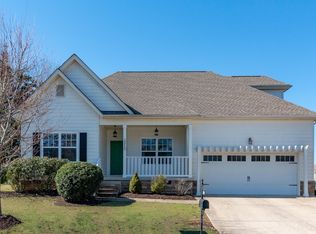 1210 Oxford Village Cir, Columbia, TN 38401
