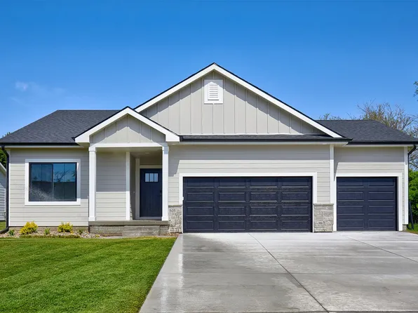 505 Walker St, Polk City, IA 50226