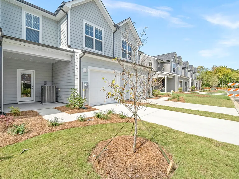 21136 Annabelle Pl — Photo 30