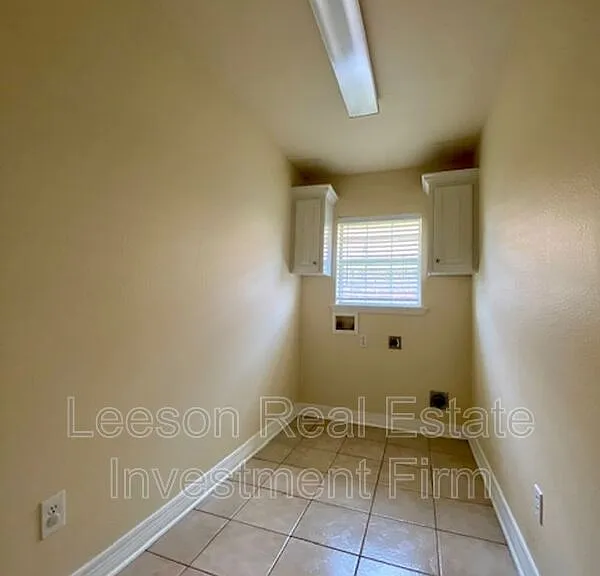 6015 Jason St — Photo 7