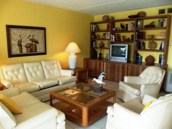 5th image of 110 E Verna Jean Dr APT 103