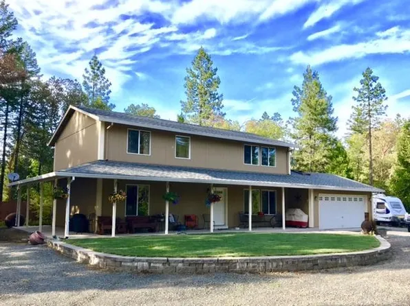 9838 W Evans Cres, Rogue River, OR 97537