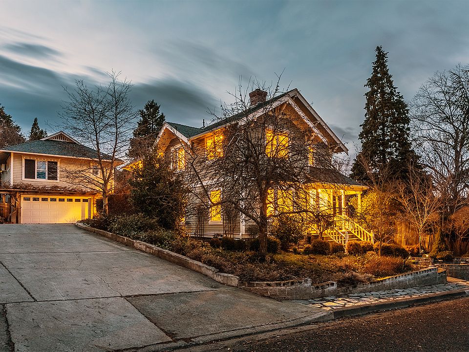 359 & 361 Scenic Drive