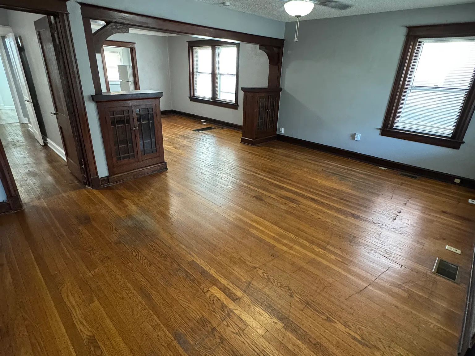 3 bed, 1284 sqft, $1,400 — Photo 2