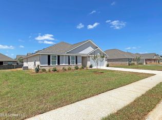 10167 Woodbury Dr, Gulfport, MS 39503