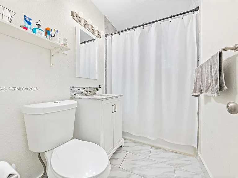 581 NW 113th St #581 — Photo 8