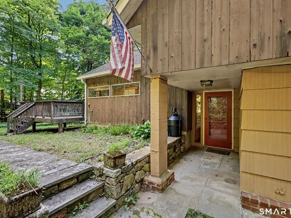 65 Whipple Road, Wilton, CT 06897