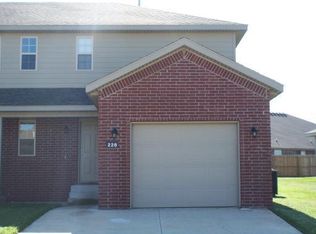 228 Copper Oaks Dr, Centerton, AR 72719