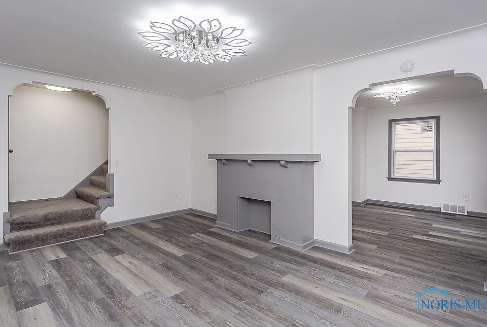 3851 Stannard Dr, Toledo, OH 43613 Zillow