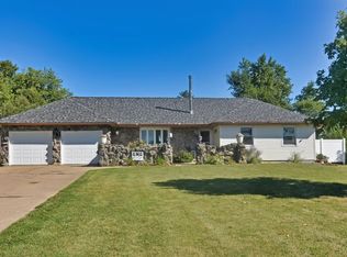 3053 E Main Street Rd, Marshalltown, IA 50158