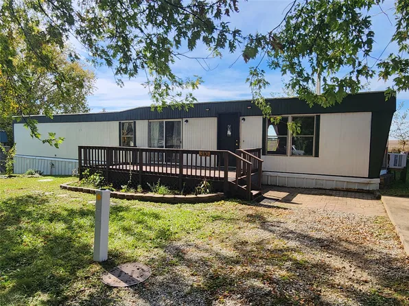310 Rock Creek West St, Kellogg, IA 50135