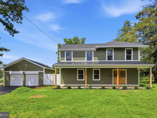 1095 Washington Ave, Wycombe, PA 18980