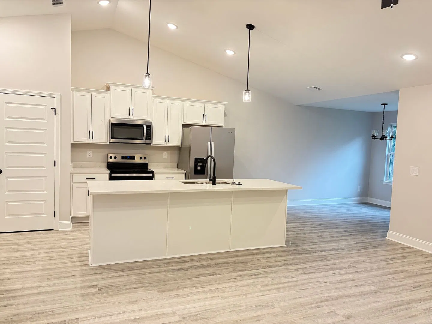 New Construction Home For Rent- Just In Time For The Holidays! — Photo 3