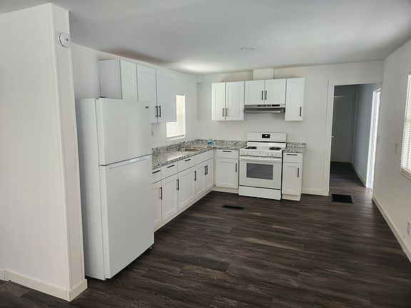 3rd image of 124 Havenwood Dr #124