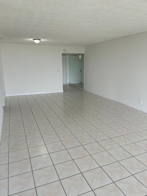 2661 S Course Drive #703, photo 7