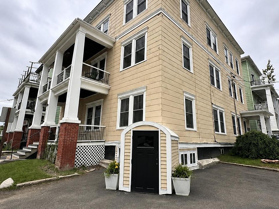 2nd image of 128 Pine Street